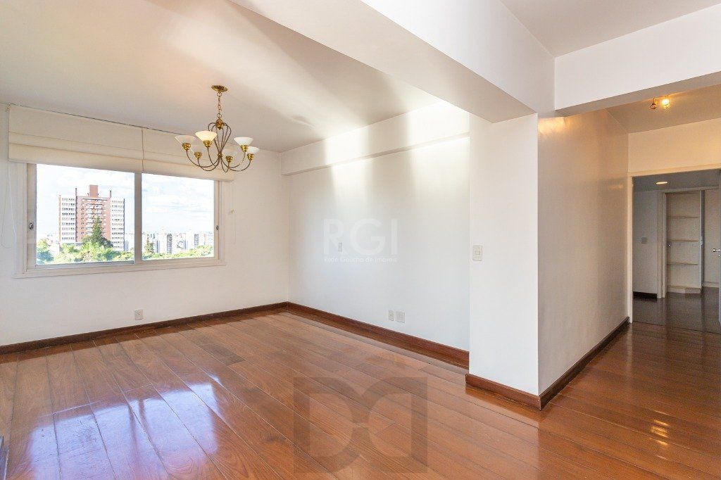 Apartamento no bairro Higienópolis com 190m² de 3 dormitórios e 2 vagas — foto 12
