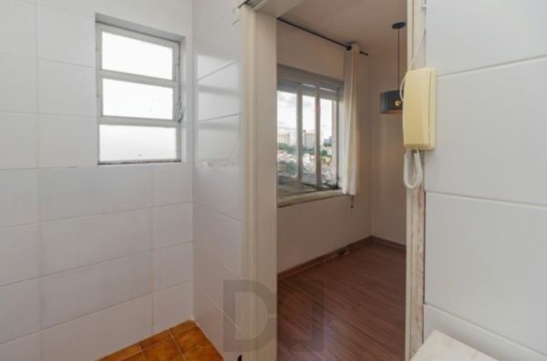 Apartamento no bairro Santo Antônio de 1 dormitório e vaga DESOCUPADO — foto 9