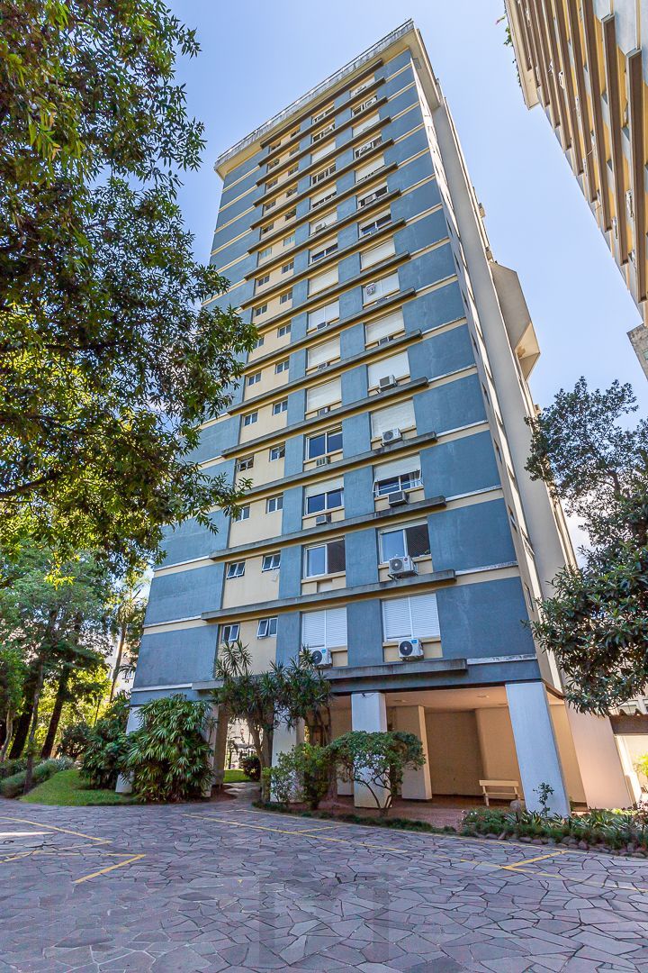 Apartamento no Moinhos de Vento de 3 dormitórios vaga e infra DESOCUPADO — foto 40