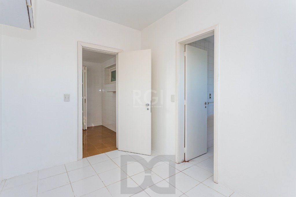 Apartamento no bairro Higienópolis com 190m² de 3 dormitórios e 2 vagas — foto 46