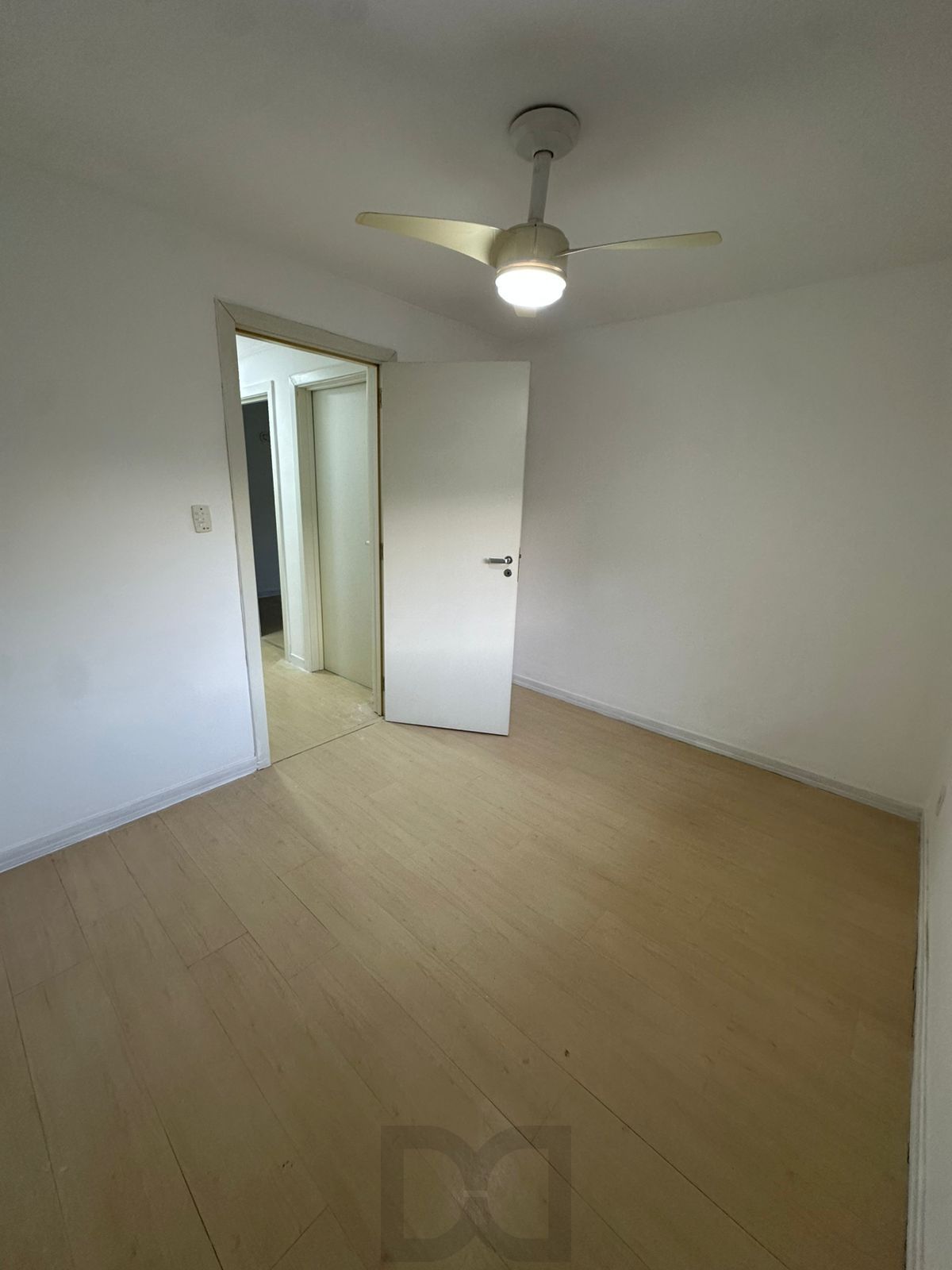 Apartamento com 3 Quartos, térreo com pátio privativo, 1 vaga coberta à Venda, 88m² privativos, só R$ 299.000 — foto 12