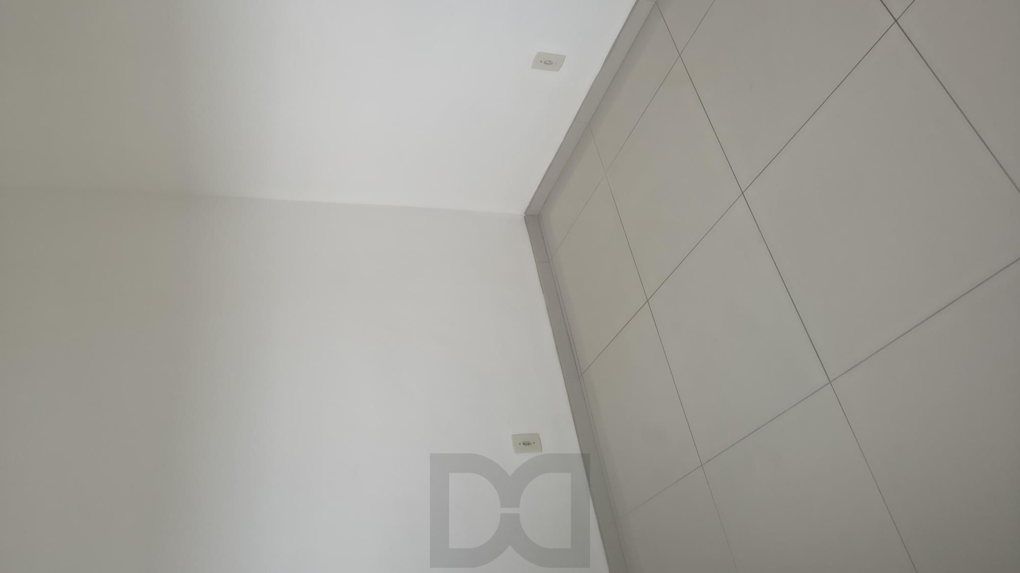 APARTAMENTO REFORMADO, C/SUITE, SACADA, COZINHA MONTADA, VISTA PANORÂMICA E VAGA NO PORTO TERESÓPOLIS — foto 9