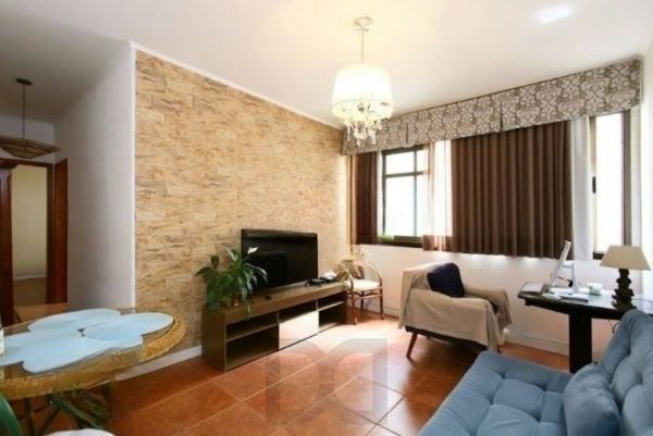 Apartamento TÉRREO com pátio no Menino Deus de 2 dormitórios e vaga rotativa — foto 4