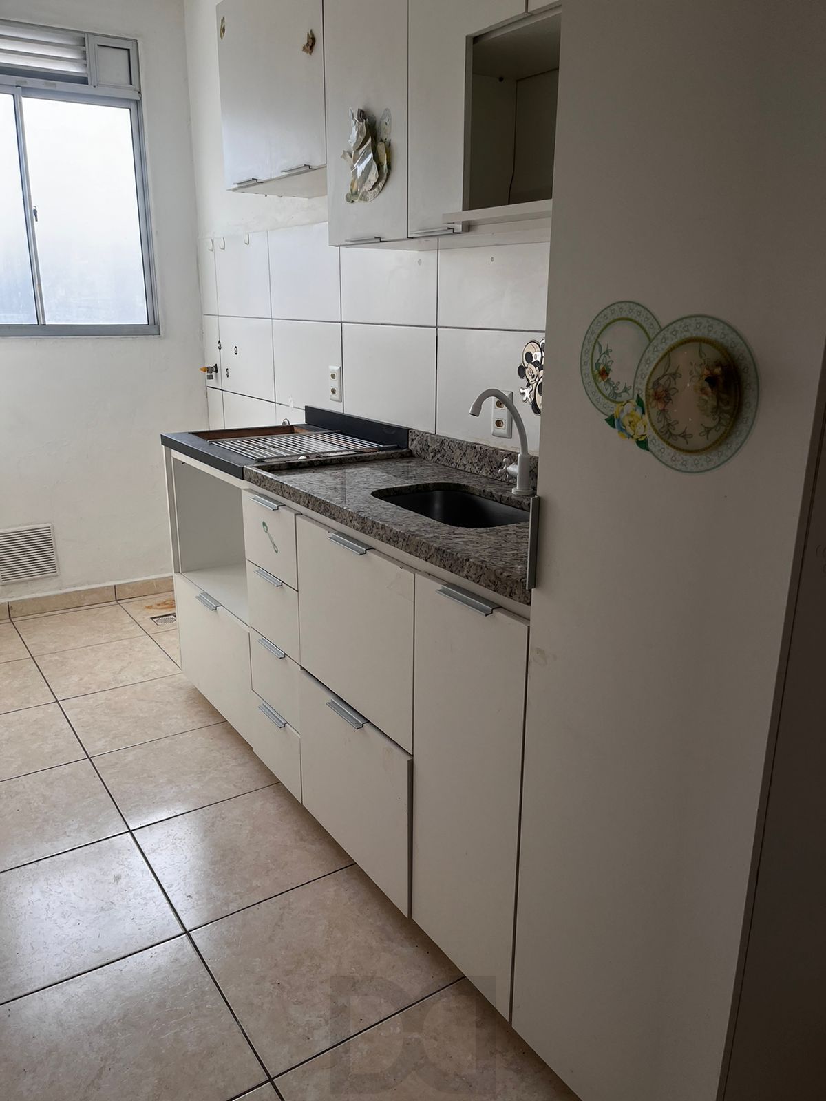 Apartamento TÉRREO de 2 dormitórios vaga e infra DESOCUPADO — foto 7