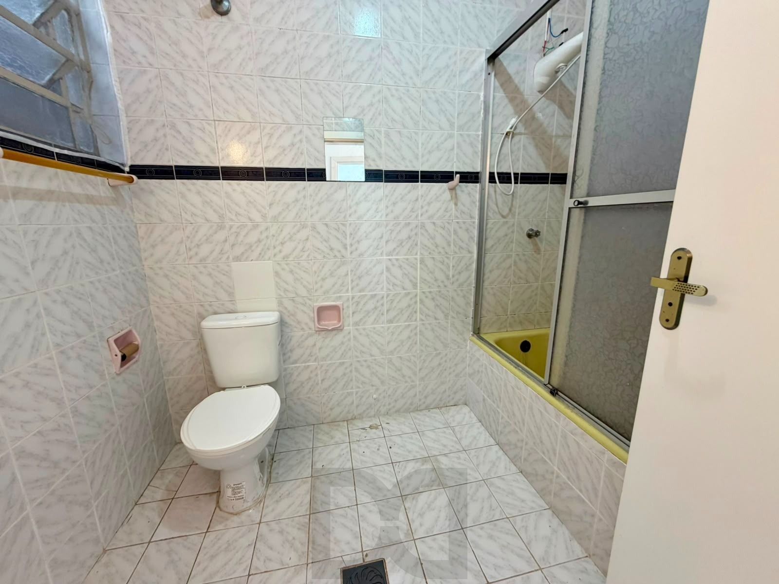 AMPLO APARTAMENTO 3 DORMITÓRIOS, DOIS BANHEIROS, 91 METROS DE ÁREA ÚTIL, , BAIRRO PETRÓPOLIS, POA-RS — foto 7