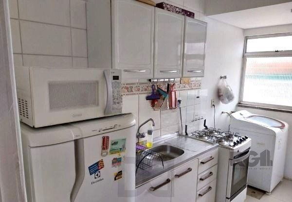 Apartamento no Passo D'areia de 1 dormitório — foto 9