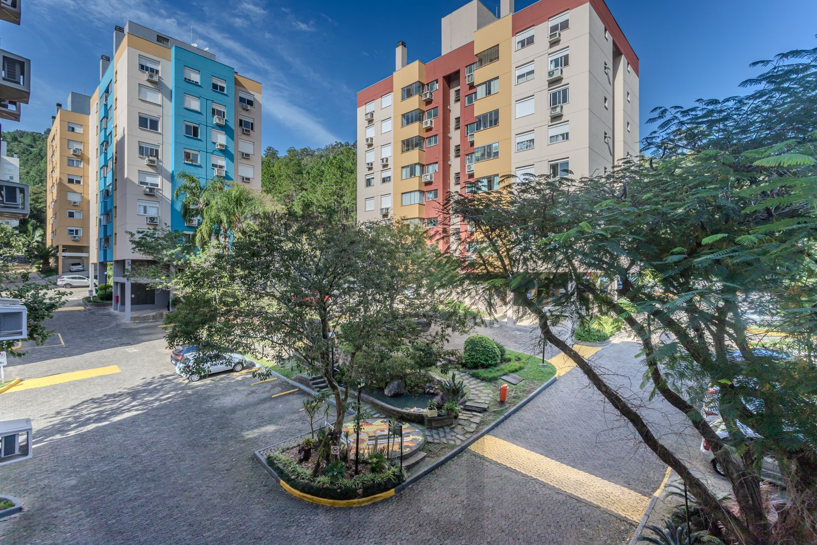 Apartamento diferenciado no bairro Nonoai de 3 dormitórios  2 vagas e infra — foto 27
