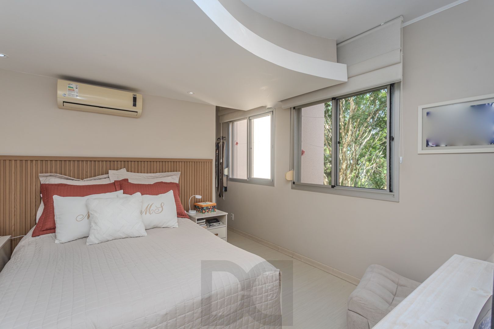 Apartamento diferenciado no bairro Nonoai de 3 dormitórios 2 vagas e infra — foto 33
