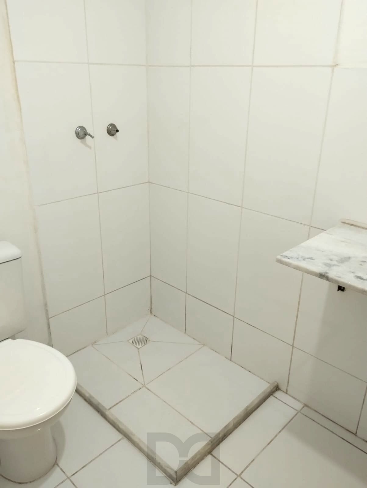 Apartamento no bairro Jardim Itu térreo de 2 dormitórios vaga e infra — foto 9