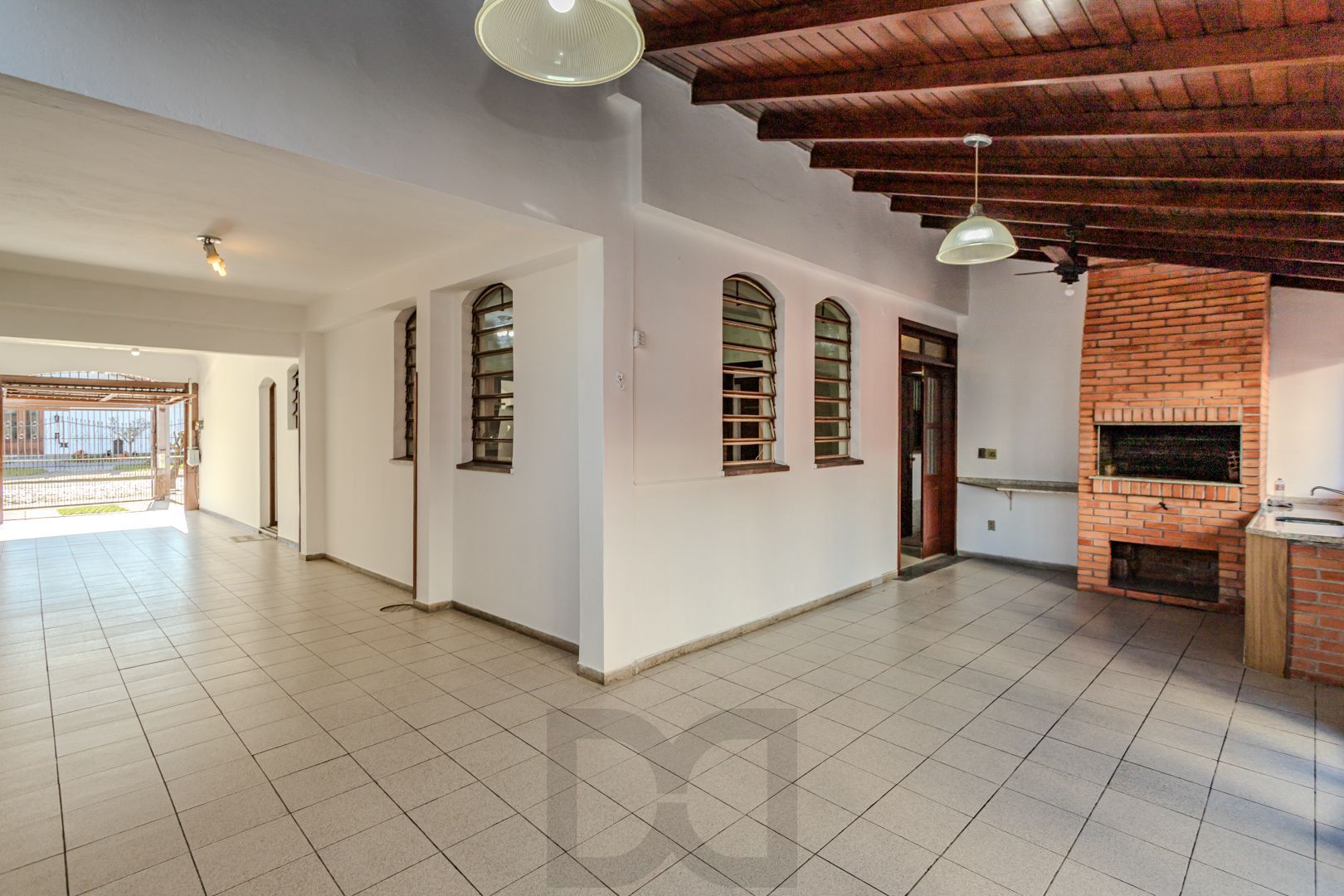 Casa no Partenon com 4 dormitórios e 4 vagas DESOCUPADA — foto 19