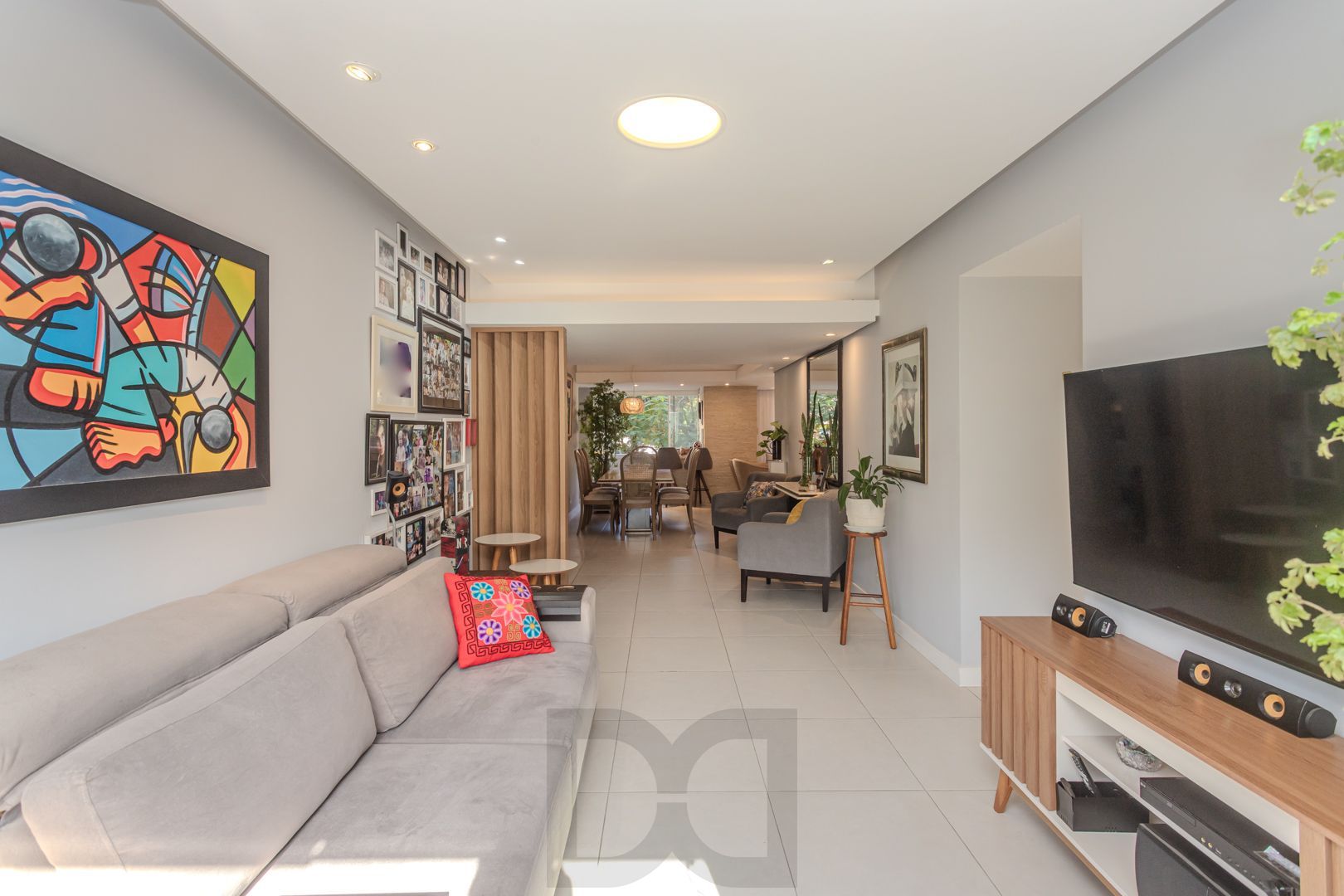 Apartamento diferenciado no bairro Nonoai de 3 dormitórios 2 vagas e infra — foto 21