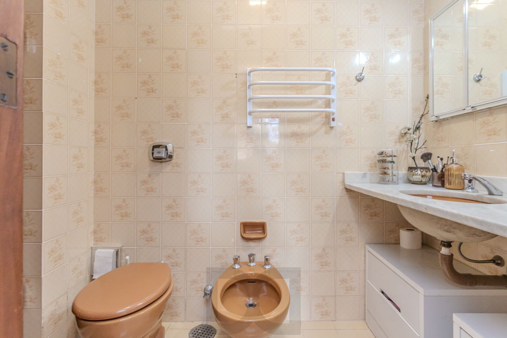 Apartamento de 3 dormitórios e vaga no bairro Petrópolis — foto 13
