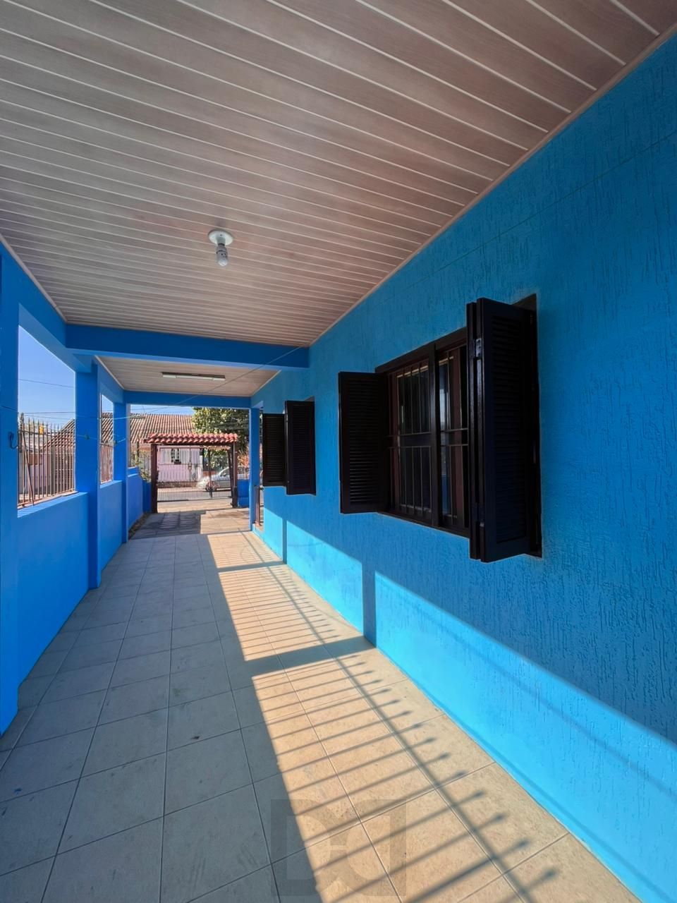 Casa no Sarandi de 4 dormitórios e 4 vagas — foto 3