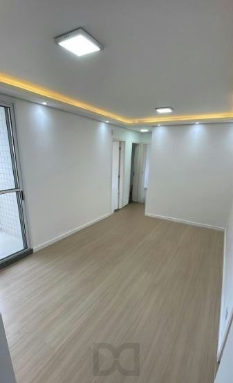 Apartamento no bairro Cristal de 2 dormitórios infra e vaga DESOCUPADO — foto 1
