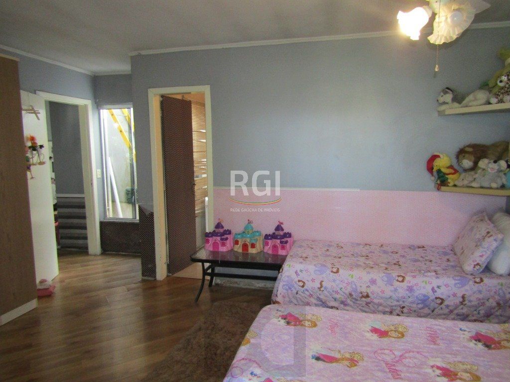 Casa para Venda - 300m², 2 dormitórios, sendo 1 suites, 3 vagas - Belém Novo — foto 4
