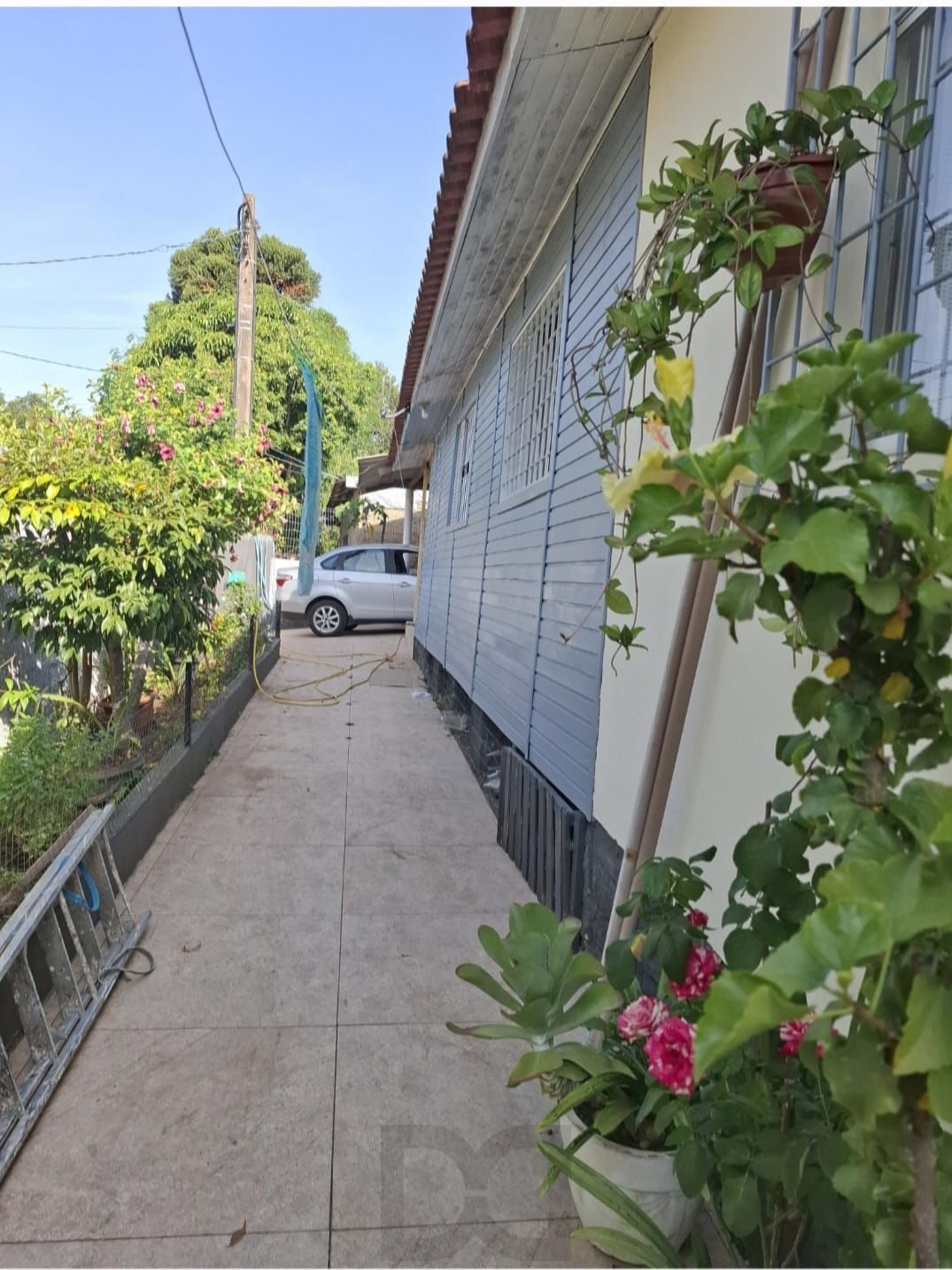 RGI vende excelente casa com grande potencial de ampliação, ideal para quem busca espaço, conforto e segurança. — foto 3