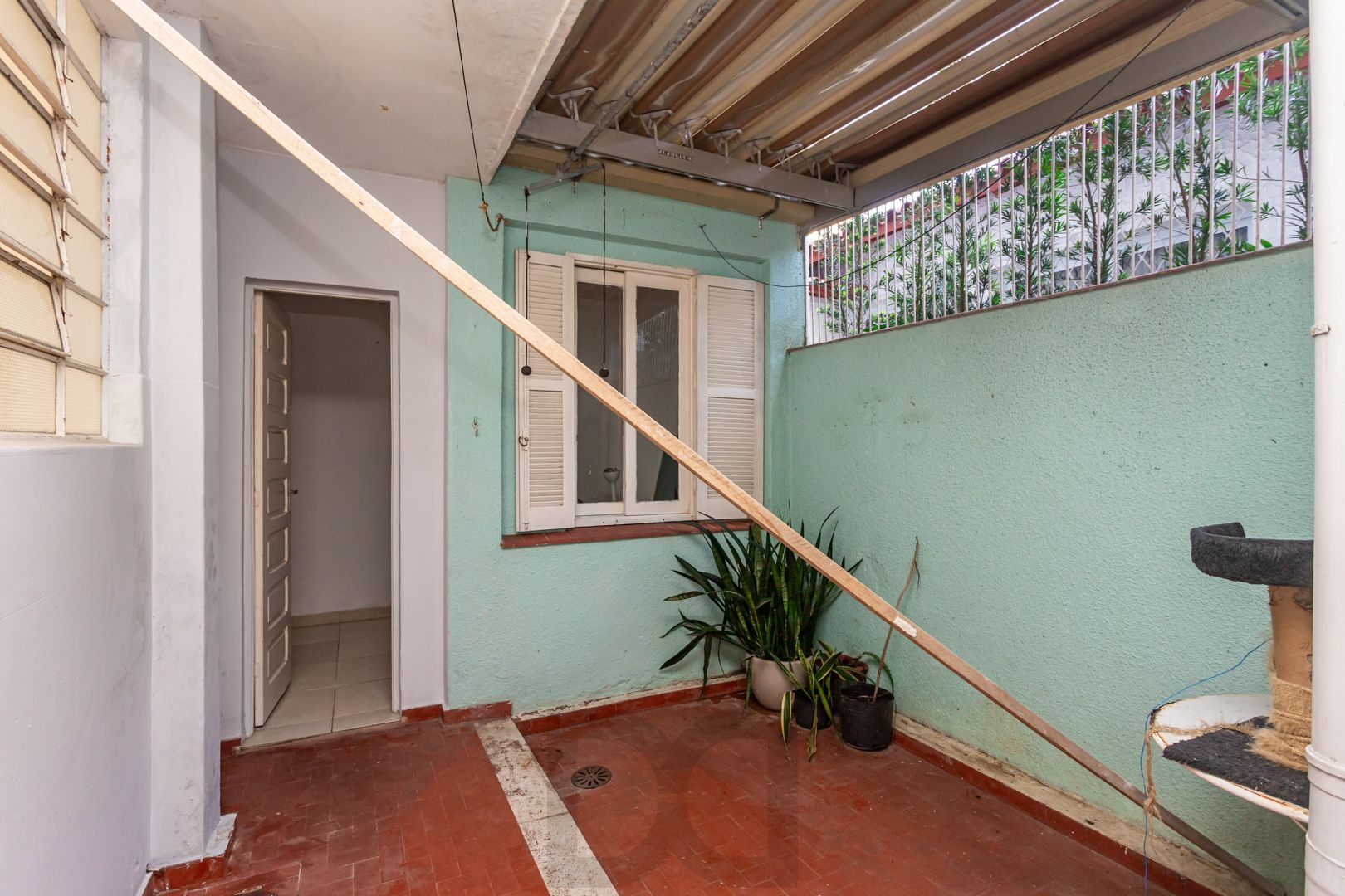 Apartamento no bairro Teresópolis de 2 dormitórios térreo com pátio — foto 19
