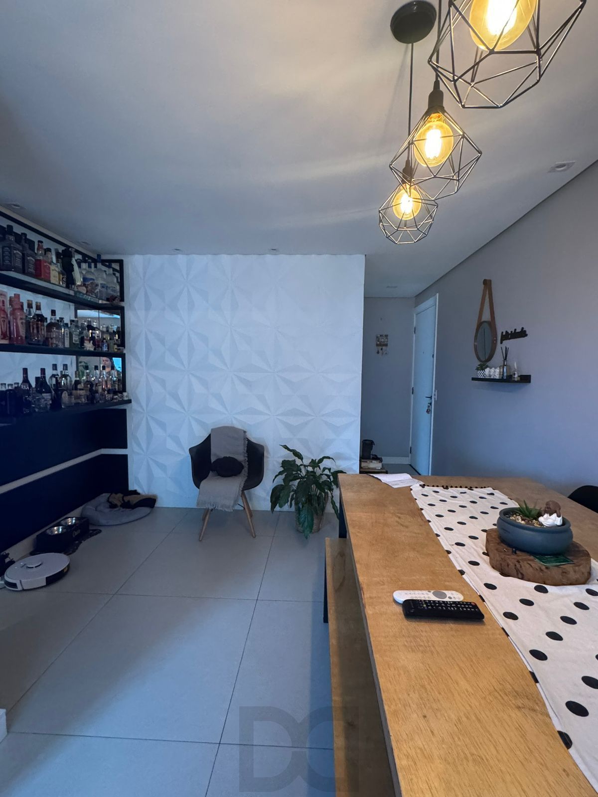 APARTAMENTO SEMI MOBILIADO E REFORMADO C/VAGA NO SARANDI — foto 11