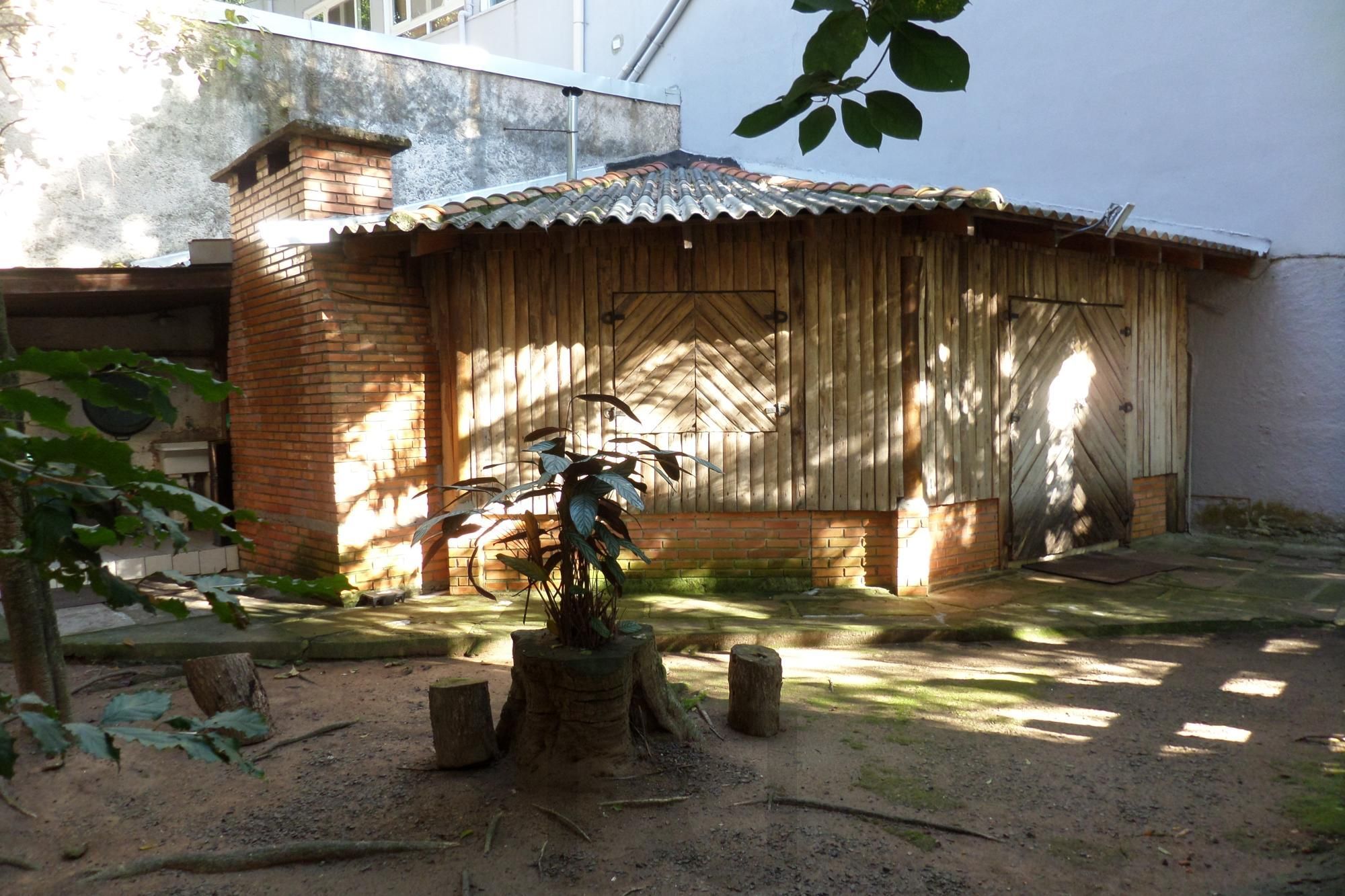 Apartamento no Centro de 2 dormitórios dependência DESOCUPADO — foto 48
