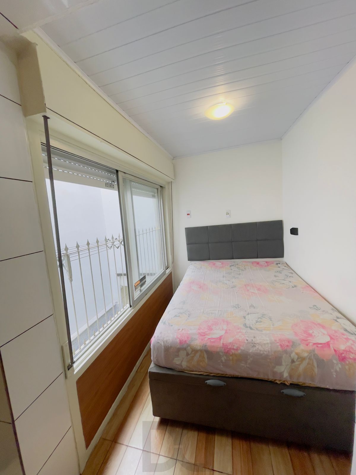 APARTAMENTO REFORMADO E DESOCUPADO, ENTRAR E MORAR NA CIDADE BAIXA!!! — foto 10