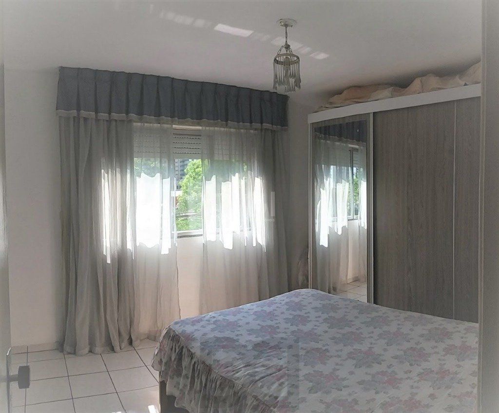 Apartamento para Venda no Partenon de 2 dormitórios — foto 7