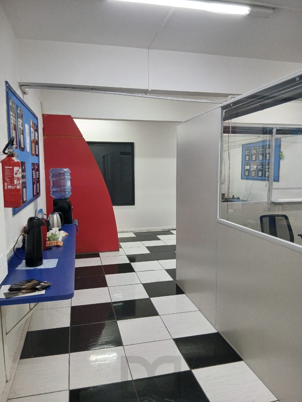 Sala comercial, andar inteiro com 193,90 m² — foto 9