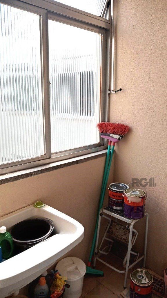 Apartamento de 2 dormitórios no Partenon DESOCUPADO — foto 20