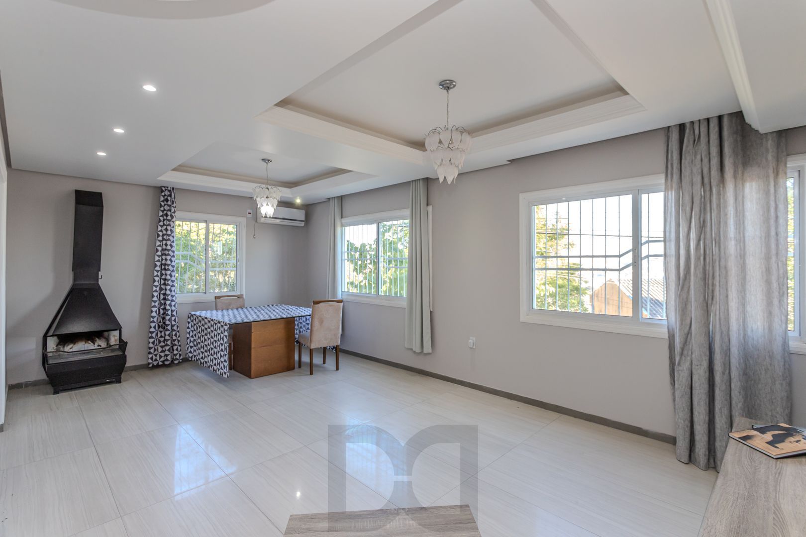 Casa sobrado no Morro Santana de 2 dormitórios e 2 vagas — foto 3
