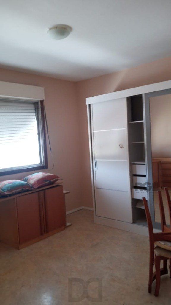 Apartamento de 2 dormitórios no Partenon DESOCUPADO — foto 8