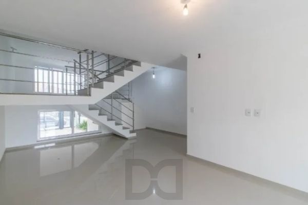 Casa sobrado para Venda de 3 dormitórios e 4 vagas no Jardim Sabará — foto 5