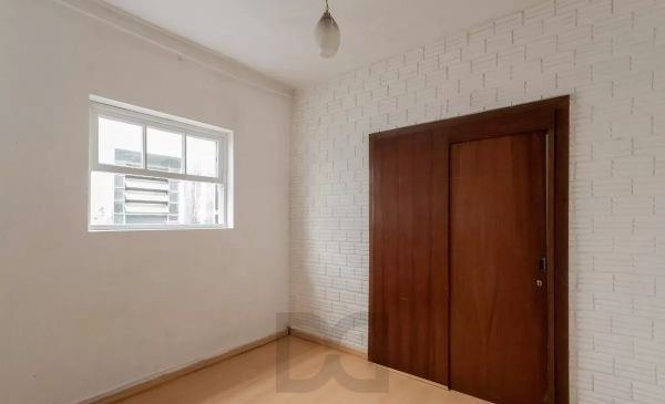 Apartamento de 1 dormitório no bairro Floresta — foto 2