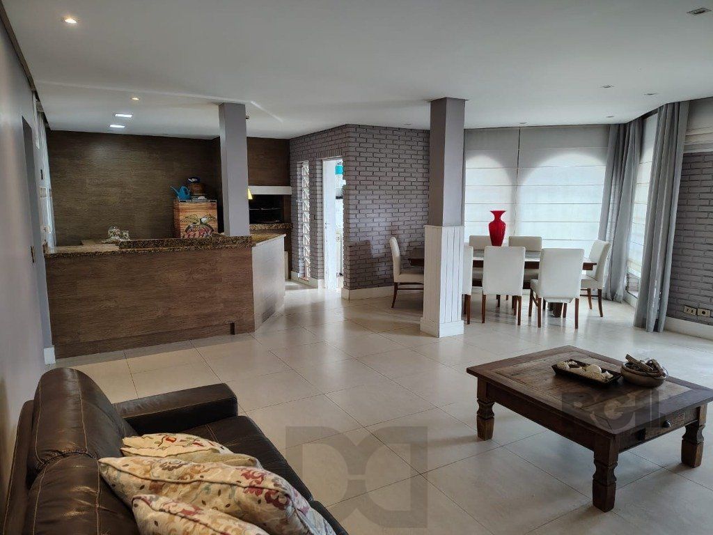 Casa sobrado com 300m² na Vila Nova de 3 dormitórios e 4 vagas — foto 7