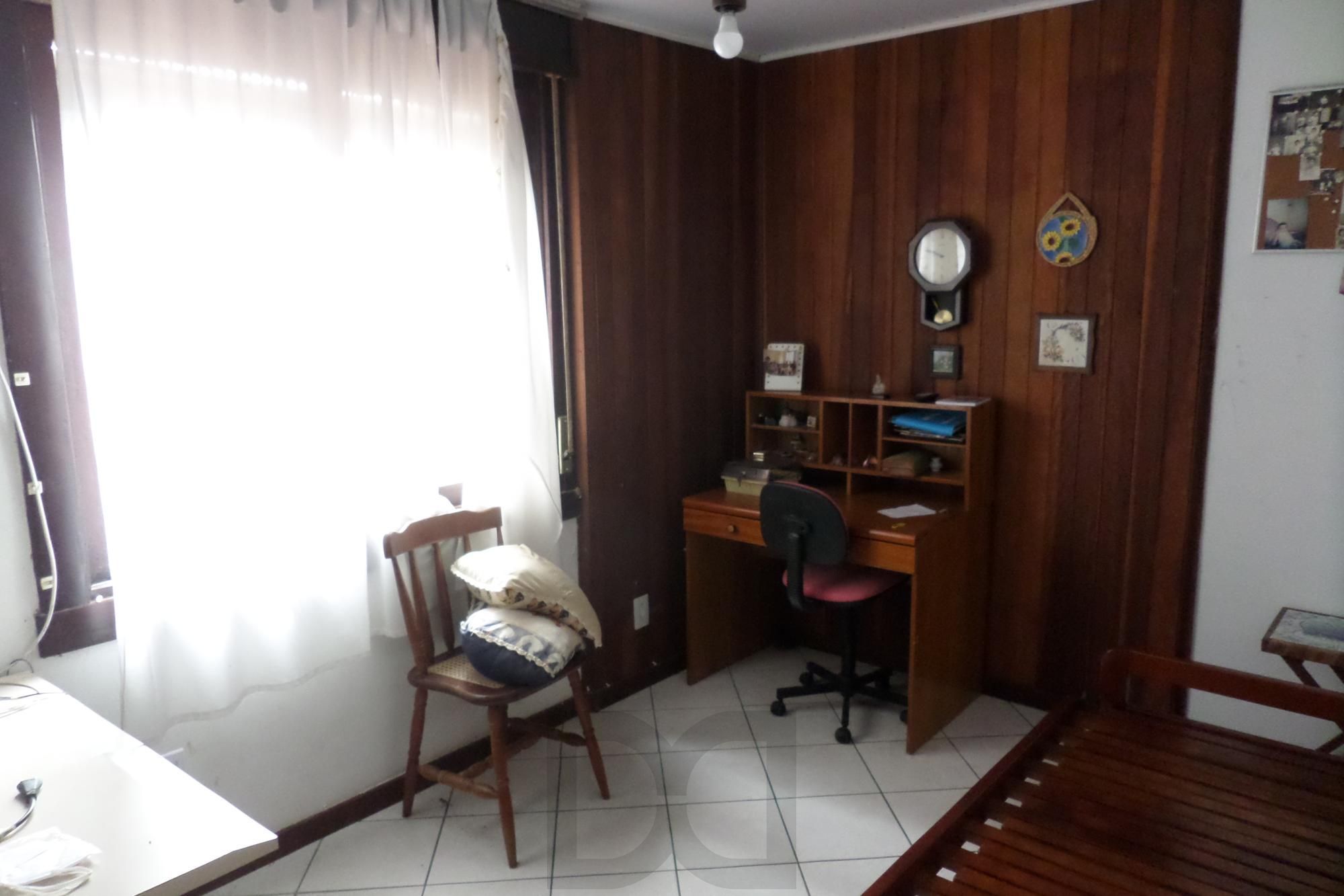 Casa no bairro Ipanema de 3 dormitórios e 2 vagas DESOCUPADA — foto 23