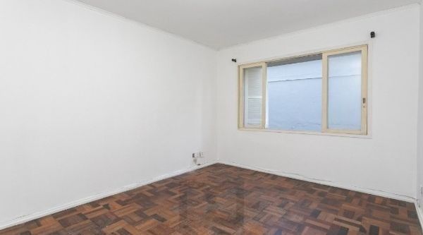 Apartamento no bairro Santa Cecilia de 2 dormitórios DESOCUPADO — foto 5