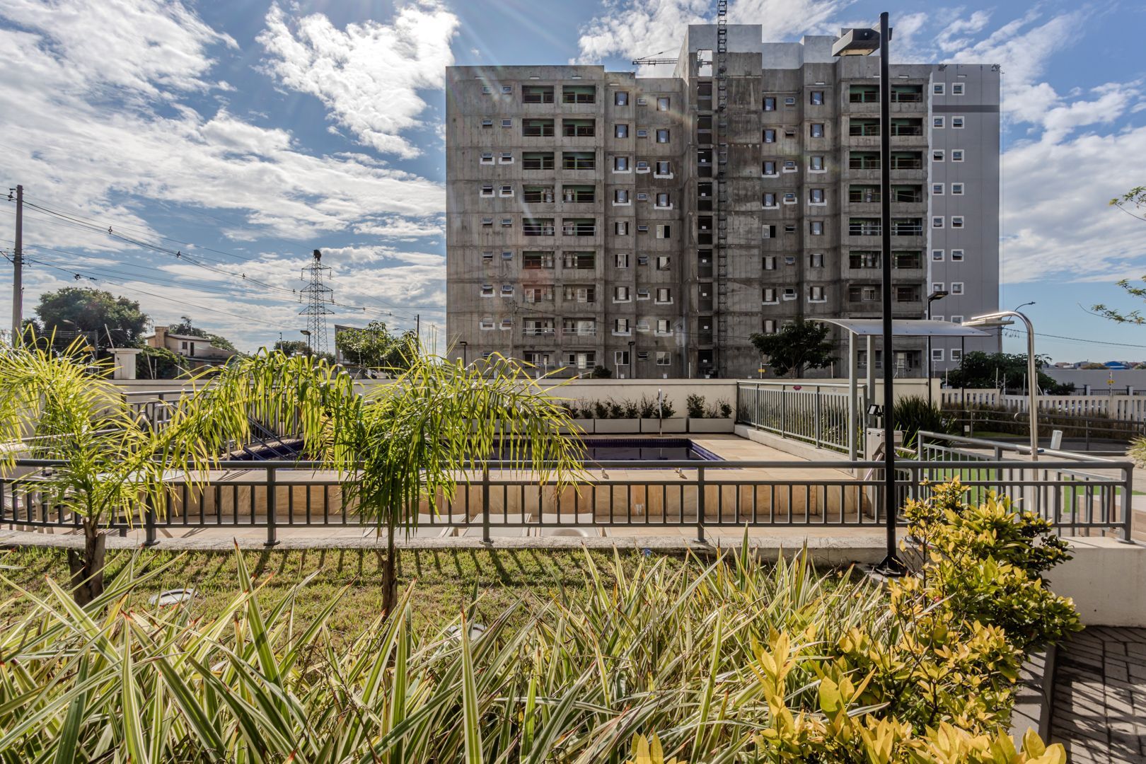 Apartamento no Sarandi de 2 dormitórios vaga e infra DESOCUPADO — foto 27
