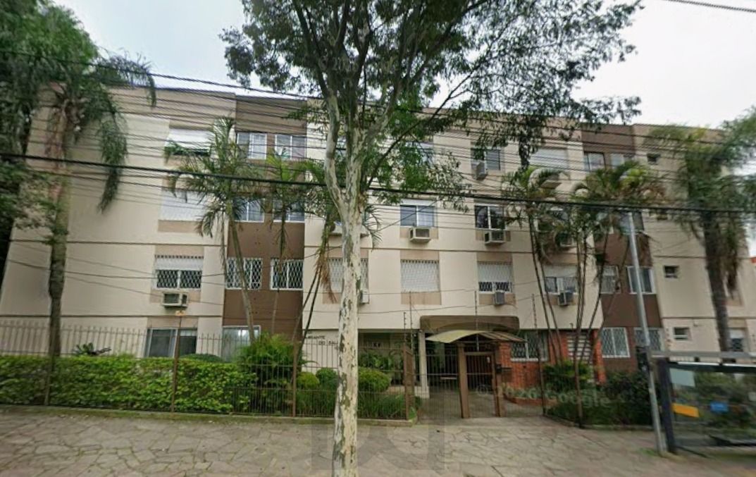 Apartamento no Petrópolis de 1 dormitório DESOCUPADO — foto 1
