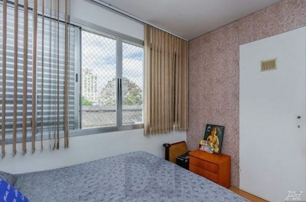 Apartamento no bairro Floresta de 2 dormitórios e vaga — foto 5