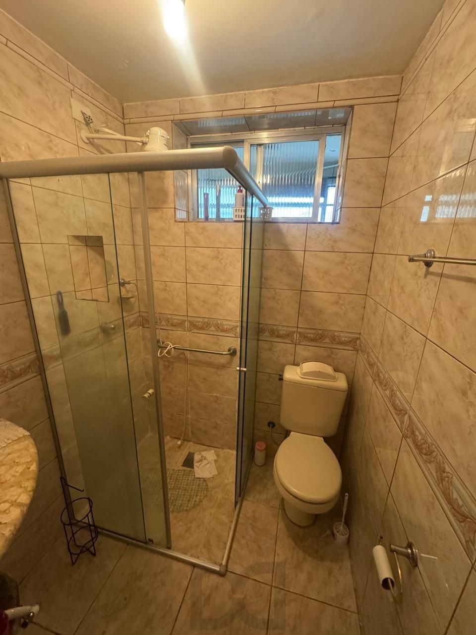 Apartamento térreo de 2 dormitórios, Menino Deus DESOCUPADO — foto 4