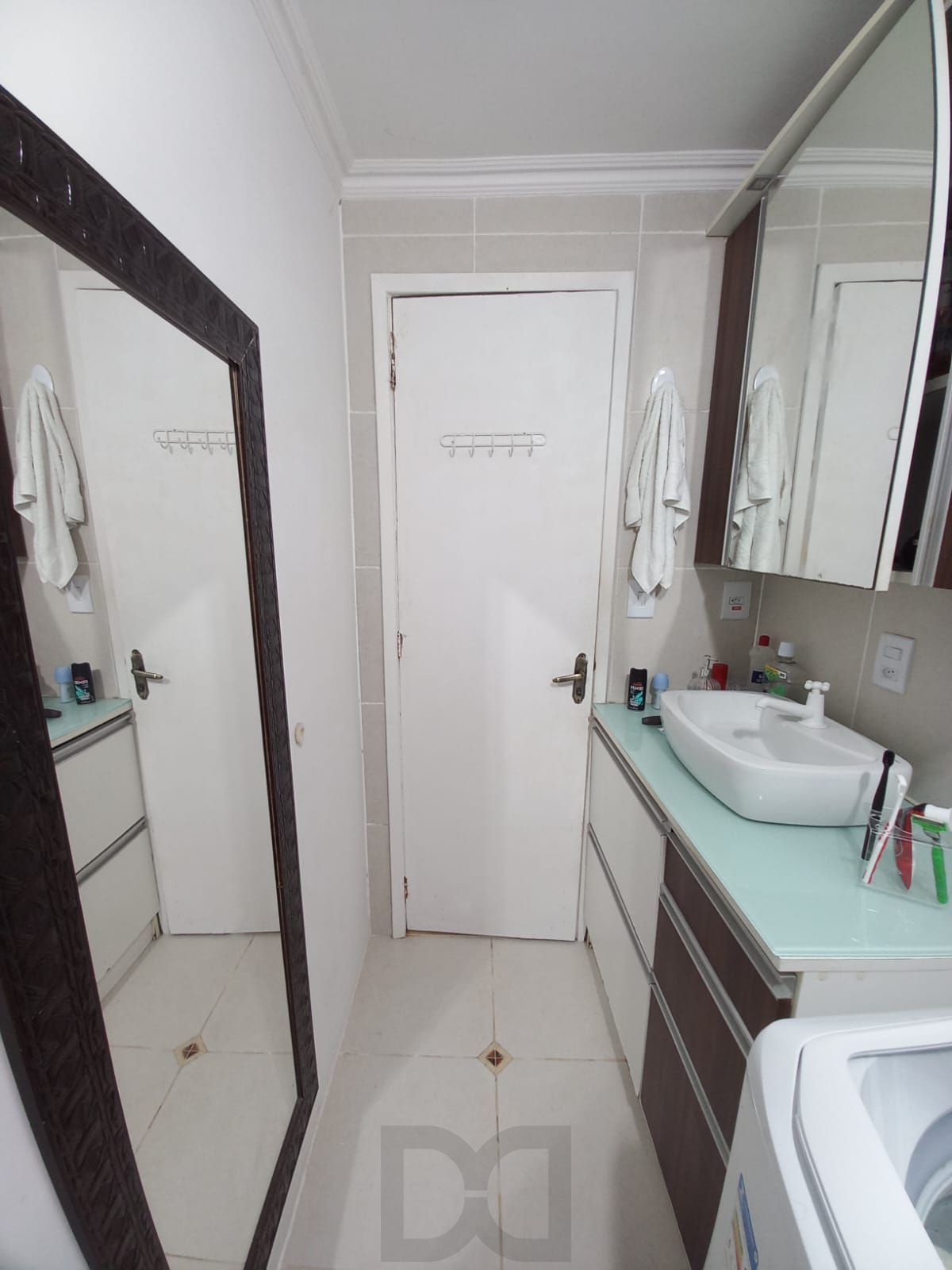 EXCELENTE APARTAMENTO TÉRREO DE 2 DORMITÓRIOS, SEMIMOBILIADO, À VENDA NO BAIRRO MENINO DEUS, PORTO ALEGRE. — foto 11