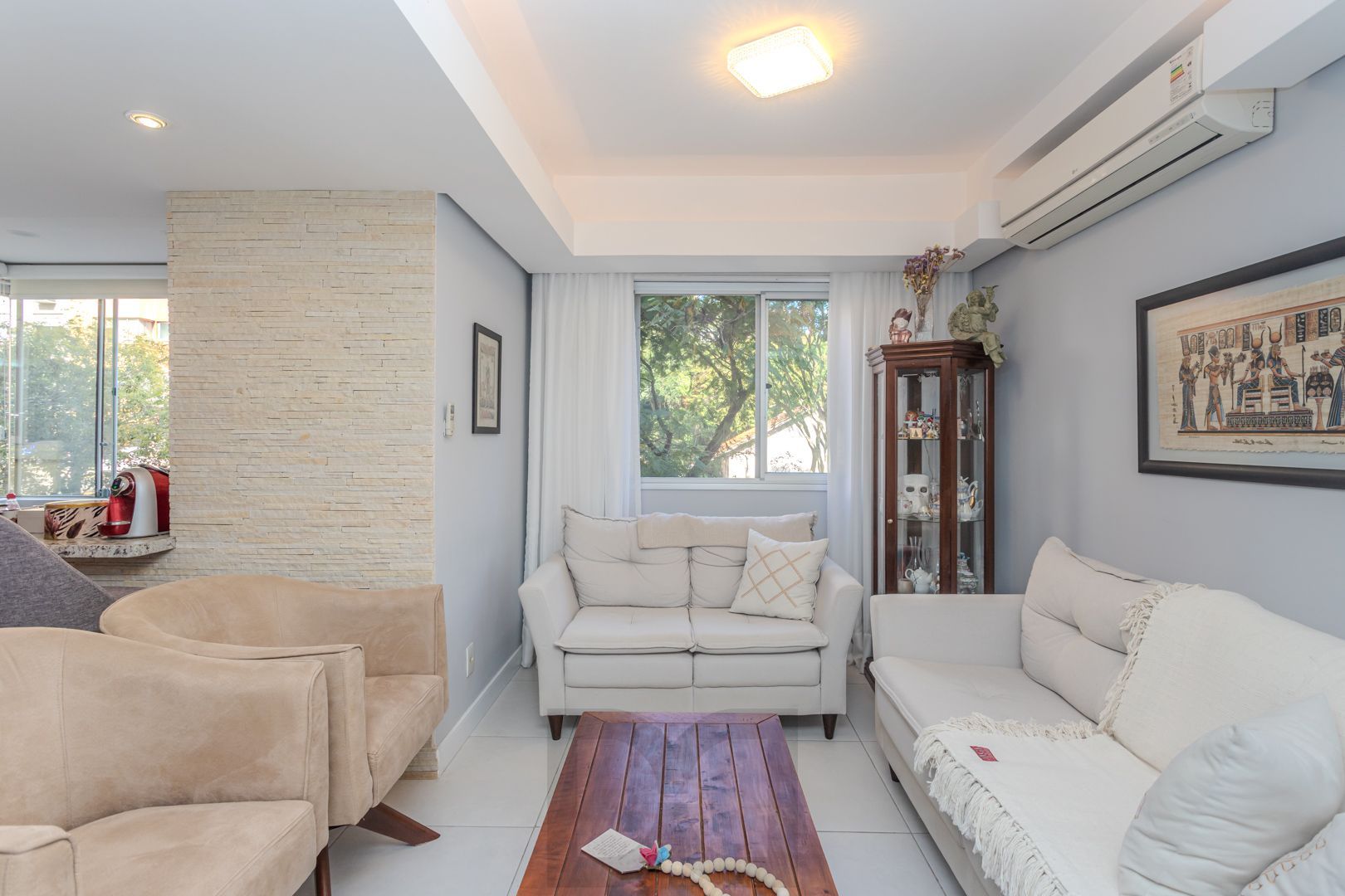 Apartamento diferenciado no bairro Nonoai de 3 dormitórios 2 vagas e infra — foto 6