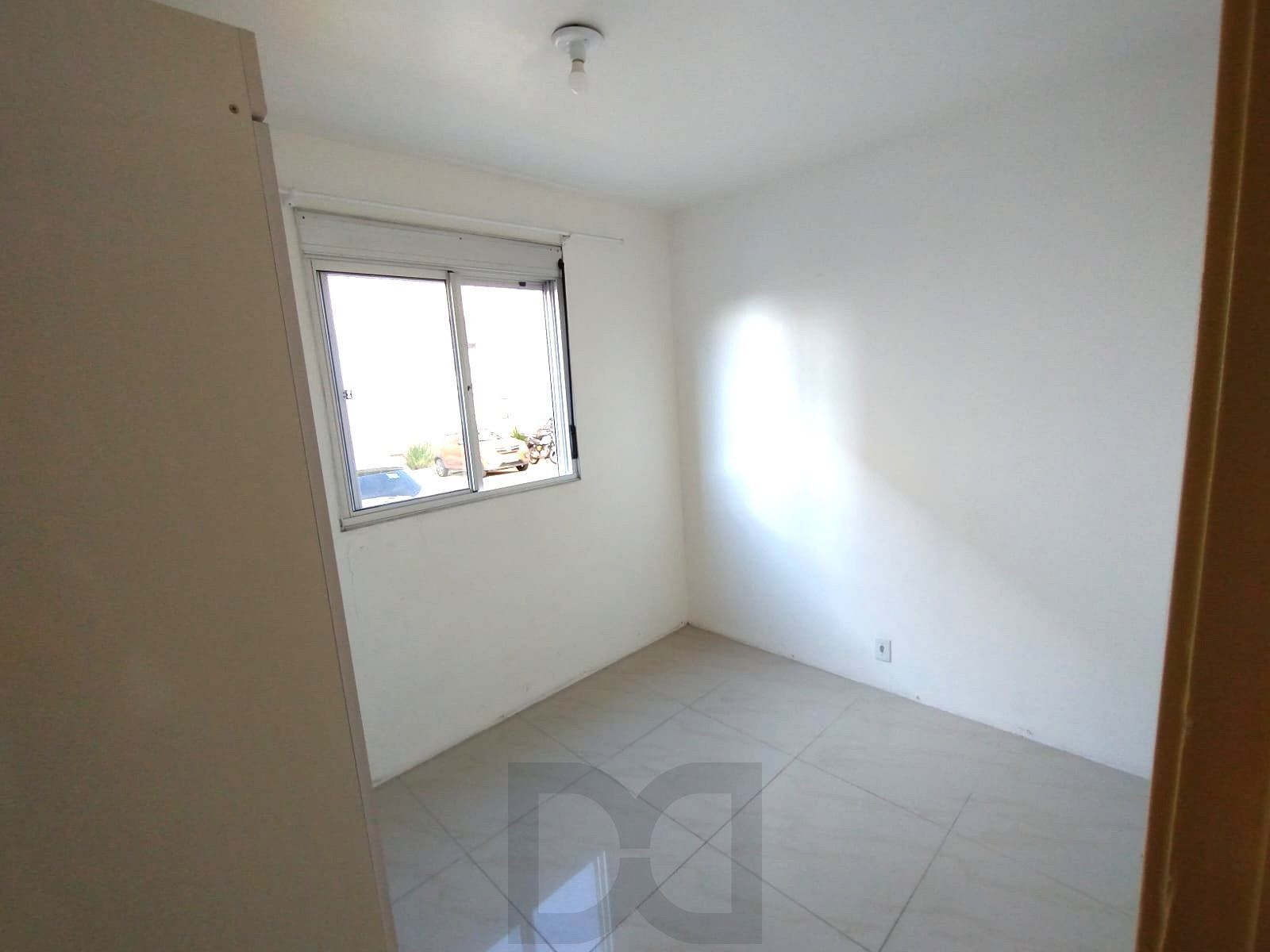 Apartamento no bairro Jardim Itu térreo de 2 dormitórios vaga e infra — foto 7