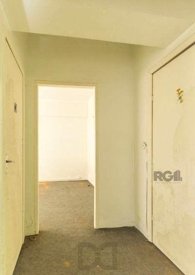 Apartamento de 1 dormitório, Centro Histórico desocupado — foto 4