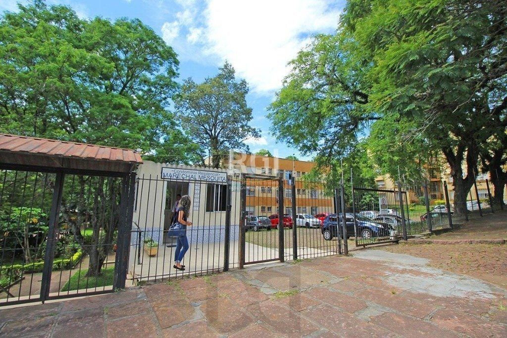 Apartamento no bairro Teresópolis de 3 dormitórios e vaga rotativa DESOCUPADO — foto 14