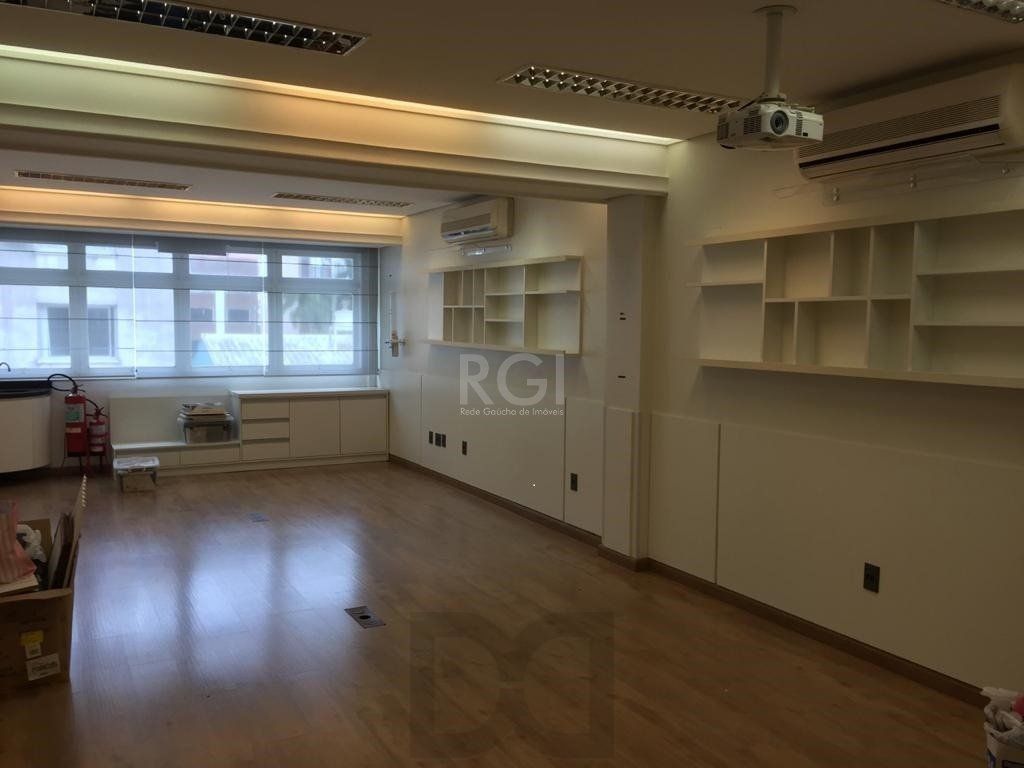Conjunto/Sala para Venda - 73.6m², 0 dormitórios, Petrópolis — foto 1