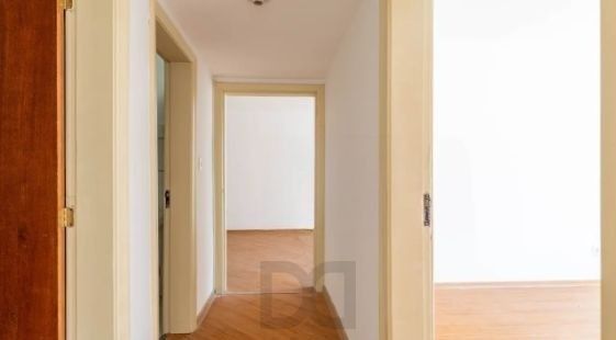 Apartamento no Petrópolis de 3 dormitórios e 2 vagas DESOCUPADO — foto 15