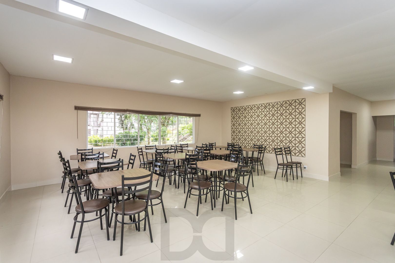 Apartamento no bairro Teresópolis de 3 dormitórios e vaga rotativa DESOCUPADO — foto 19