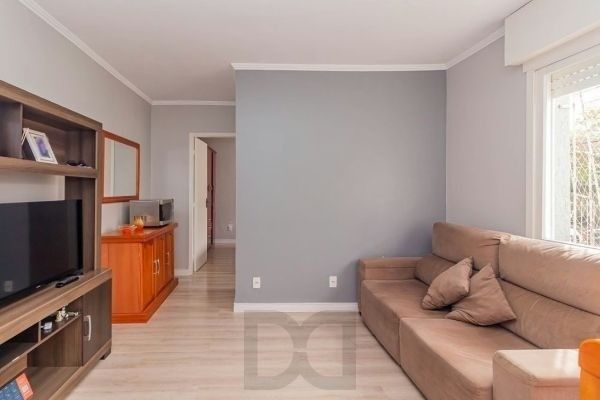 Apartamento no Passo D'areia térreo de 1 dormitório — foto 2
