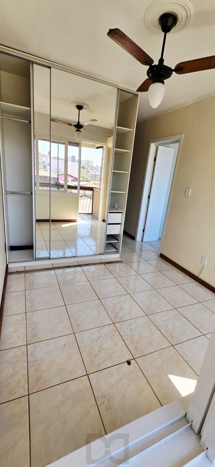 Apartamento no Passo D'areia de 1 dormitório e vaga DESOCUPADO — foto 9