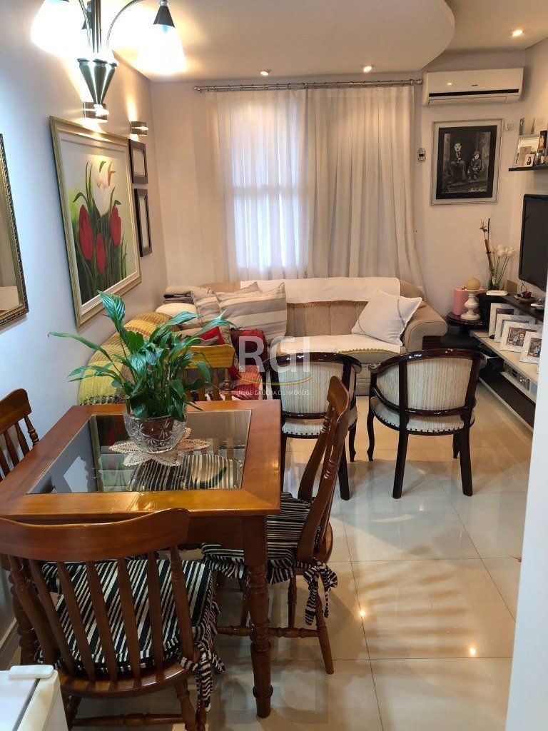 Apartamento para Venda - 80m², 2 dormitórios, 1 vaga - Menino Deus — foto 1