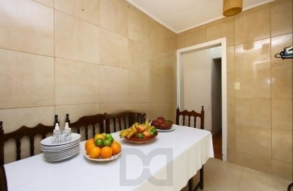 Apartamento TÉRREO com pátio no Menino Deus de 2 dormitórios e vaga rotativa — foto 25
